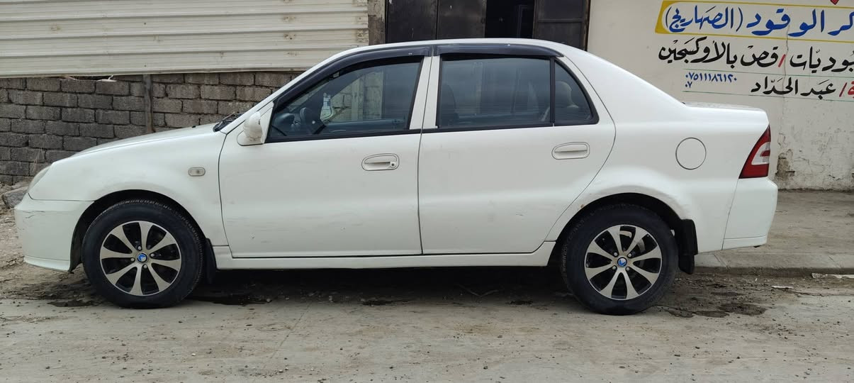 كصة قديمة بيها بوند فقط الباقي كله وضع شركة سياره نظيفة ما متعوبه وشرط التحويل وكابون بانزين بيها ماشيه 157 الف 
#السعر_54 وبيها مجال الطيبين
رقم الهاتف ***********
