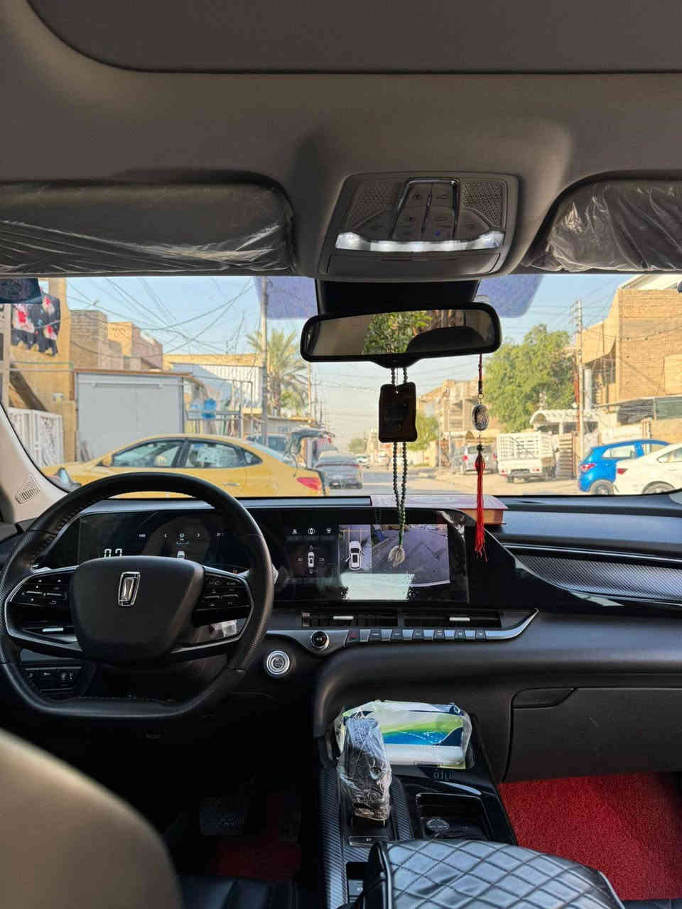 سياره بيس تون T55 موديل 24 مكفوله أستخدام قليل ضمان خمس سنوات لون أسود فتحة سقف بنوراما مري شفط كير لمس سبع سرعات محرك 1500 تيربو مانع أنزلاق فور ويل ويل كب كشنات جلد  أطفاء ذاتي حساسات ست كامرات
كامرات بالمري مكلف بالنشر ***********
مكاني بغداد حي الجهاد السعر عراقي مو دولار هذا  23 مليون بغداد, العراق
