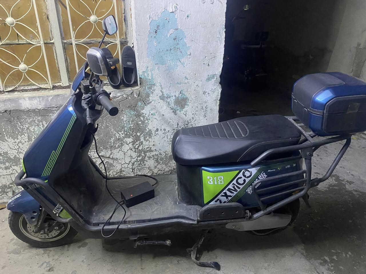 دراجه شحن شركه ياديه 318 ملف 2000 عدد بطاريات 5 مدري 6 دبل كهربائيات شغاله بك ليوره نضيفه كلش مفاتيح عدد 2 حساس شغال لايتات شغاله كلها سعر 700 وبيها مجال مكان بغداد البياع شارع 20 رقمي ***********
