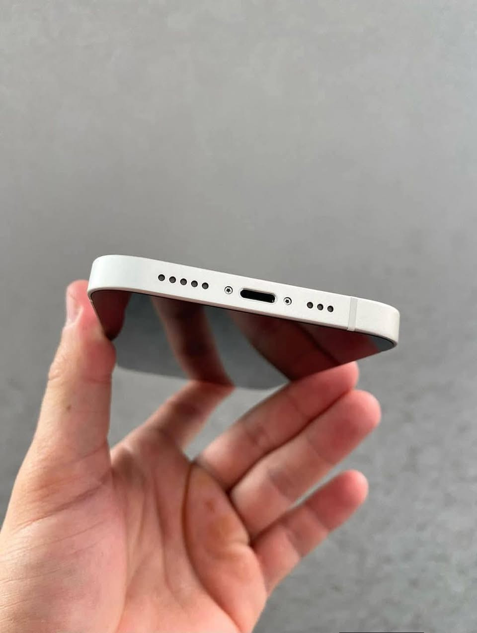 ايفون 13 عادي 

شرق اوسط دبل شريحه ZA/A 

اذكره 128

بطاريتة 82 

مقفول ايكلود 

مكفول من صيانه وسرقه كلين 

للبيع فقط مكاني بابل توصيل ماكو 

سعره 270  

اتصال فقط ما موجود على نت 

***********
