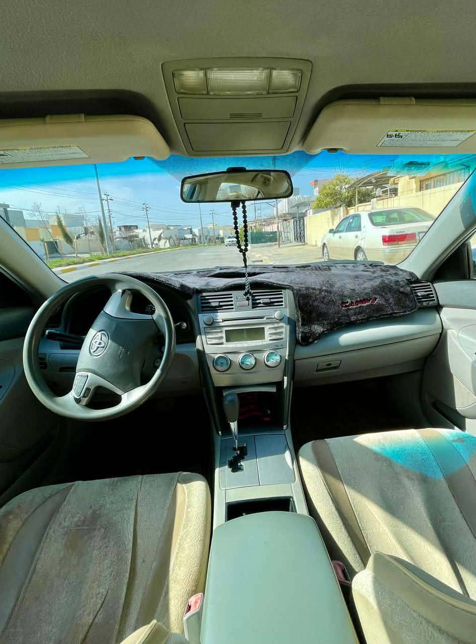 تويوتا كامري LE موديل ٢٠٠٩ للبيع 
ماشية ١٨٠ محرك گیر مامفتوح 
رقم سليمانية 
بيها جملغ خلف السايق صبغ 

***********
*********** كركوك, العراق
