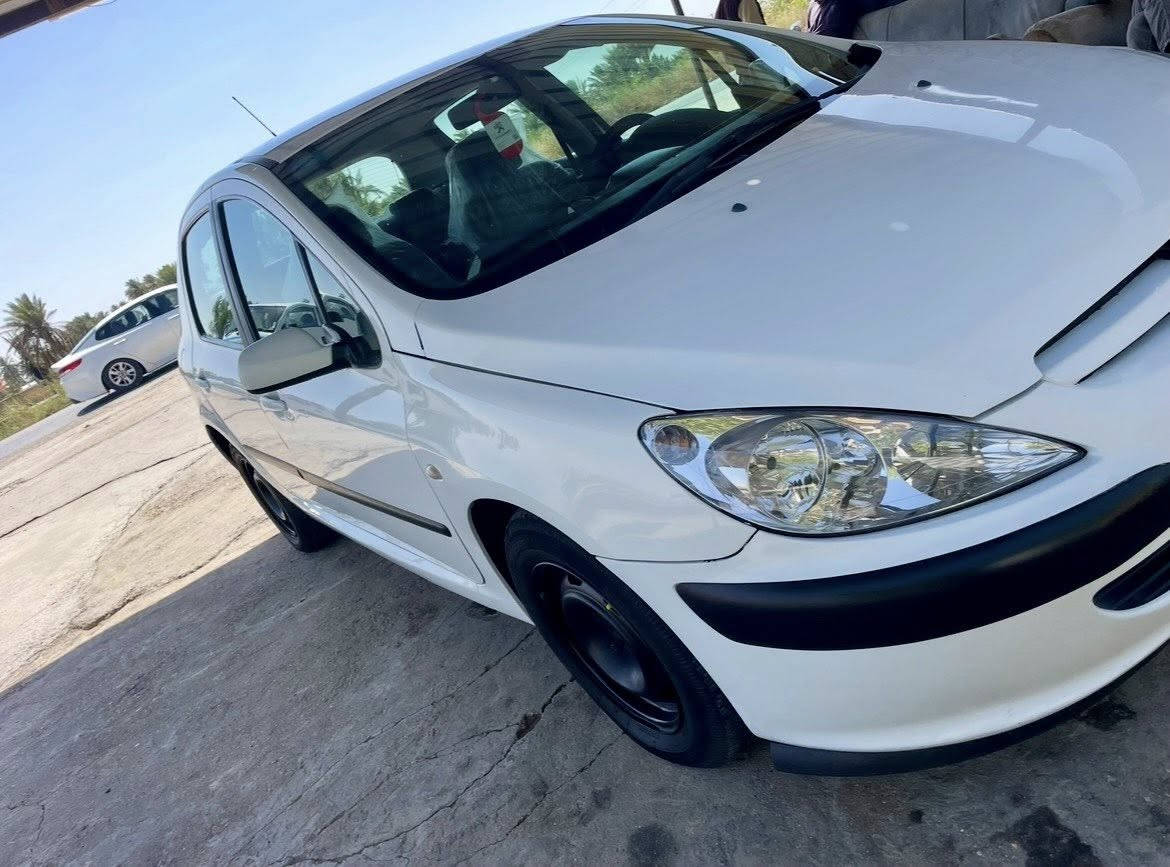 السلام عليكم بيجو 307 موديل 2005جدبده ماشيه 114 الف محرك گير حداديه ممتاز دواخل عل الشركه تخم تاير جديد كود الشركه سويج ريمونت الشركه كهربائيات عل الشركه اي چطل مابيه حتى جوّزة بلاديه عل الشركه رقم بغداد انگليزي اي نقص مابيه السعر 58 تلفون *********** بي واتساب الشراي يتصل
