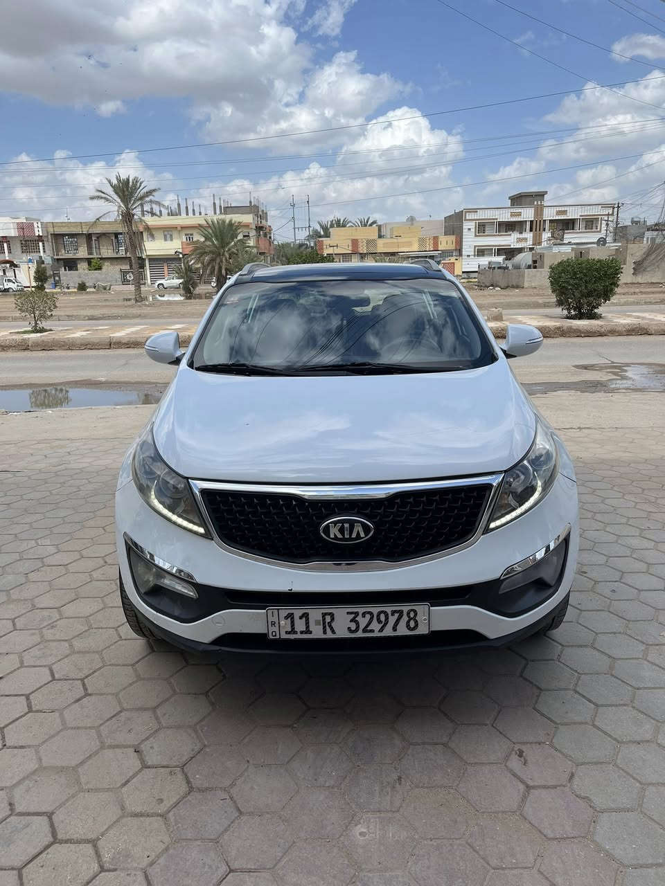 السلام عليكم
سبورتج موديل ١٦ رقم بغداد الدولي الجديد
هزه جديده فول مواصفات بانوراما تحكم جهتين حساسات مري شفط اشاير بالمري تخم تاير جديد محرك 2000 دوش نظام Eco دوشمة  جديدة .. بيها بنيد صبغ فقط / السعر ١٦٥  شرط التحويل السياره باسمي 
مكان السياره الرمادي


**إذا كنت صاحب هذا الإعلان وتريد حذفه لأي سبب، رجاءا أرسل رسالة إلى الدعم الفني**