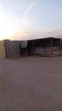 بيت للبيع • دونم ونص • بزنكوره