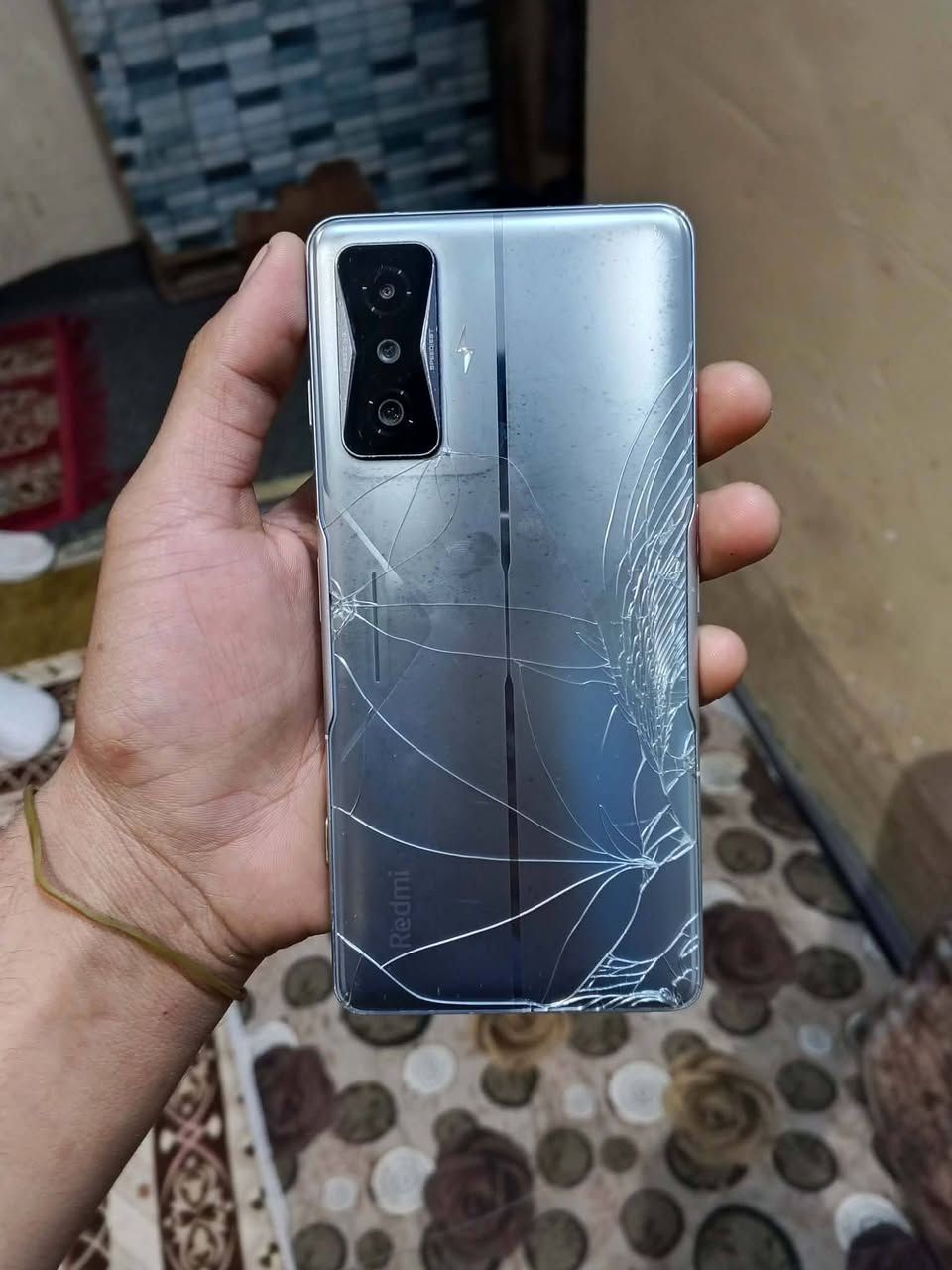 سلام عليكم
ريدمي K40 Kiming
ذاكره256
يشغل جميع الالعاب ٩٠ فريم
 مراوس
المكان حله نادر الثالثه


**إذا كنت صاحب هذا الإعلان وتريد حذفه لأي سبب، رجاءا أرسل رسالة إلى الدعم الفني**