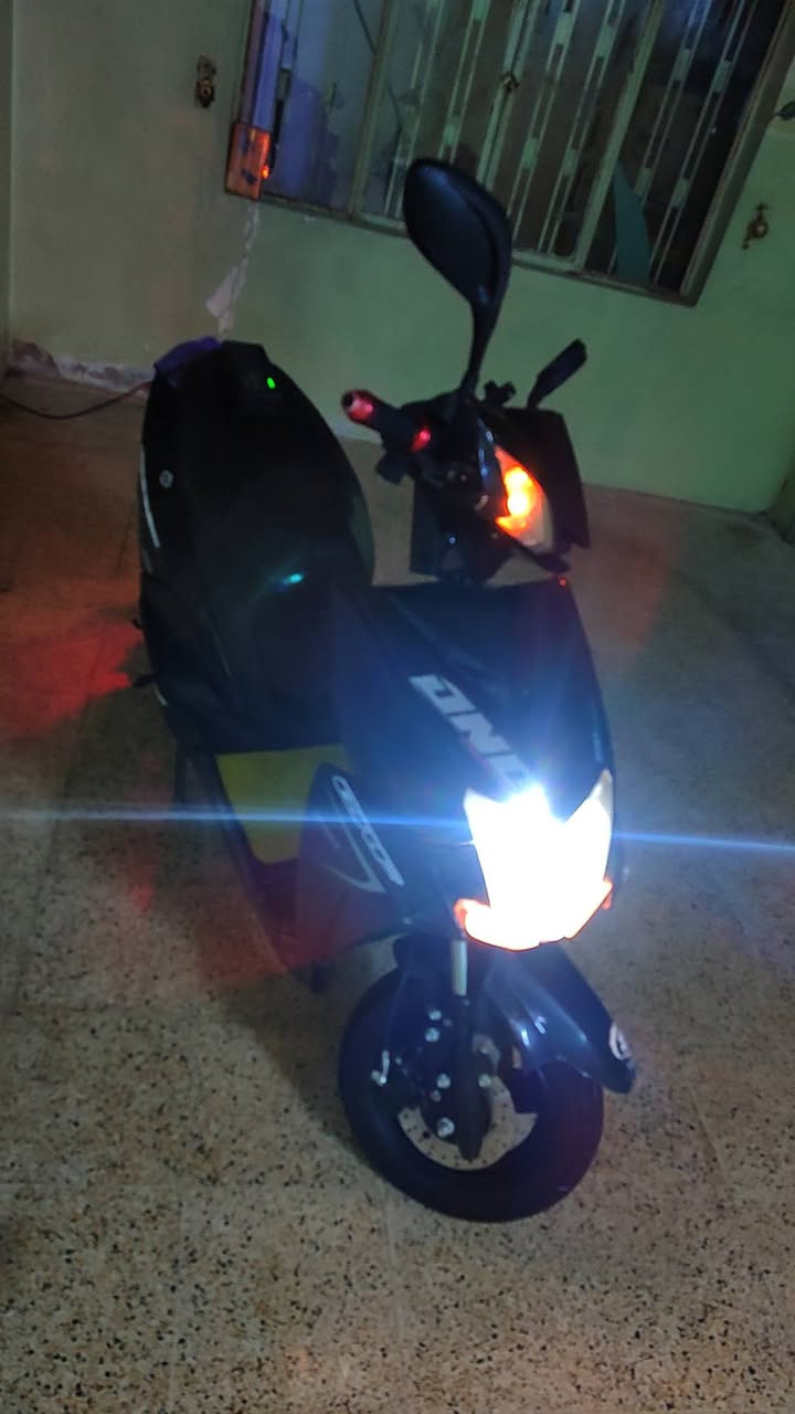 ماطور شحن سكنس للبيع
6 بطاريات 3 نمرات ماطور نضيف بدون اي خلل
نظام R لايت عالي ناصي اشاير سرعة60 بطاريات نضاف حيل وياه شاحنه اصليه
السعر:420وبي مجال للشراي 
***********
