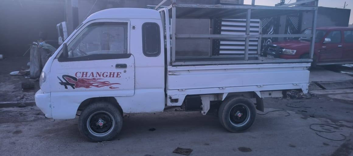 للبيع فاو منفيست 2007 شرط وكاله محرك كير شاصي مكان سيارة ناحية العياضيه سعر 17 بي مجال
***********
