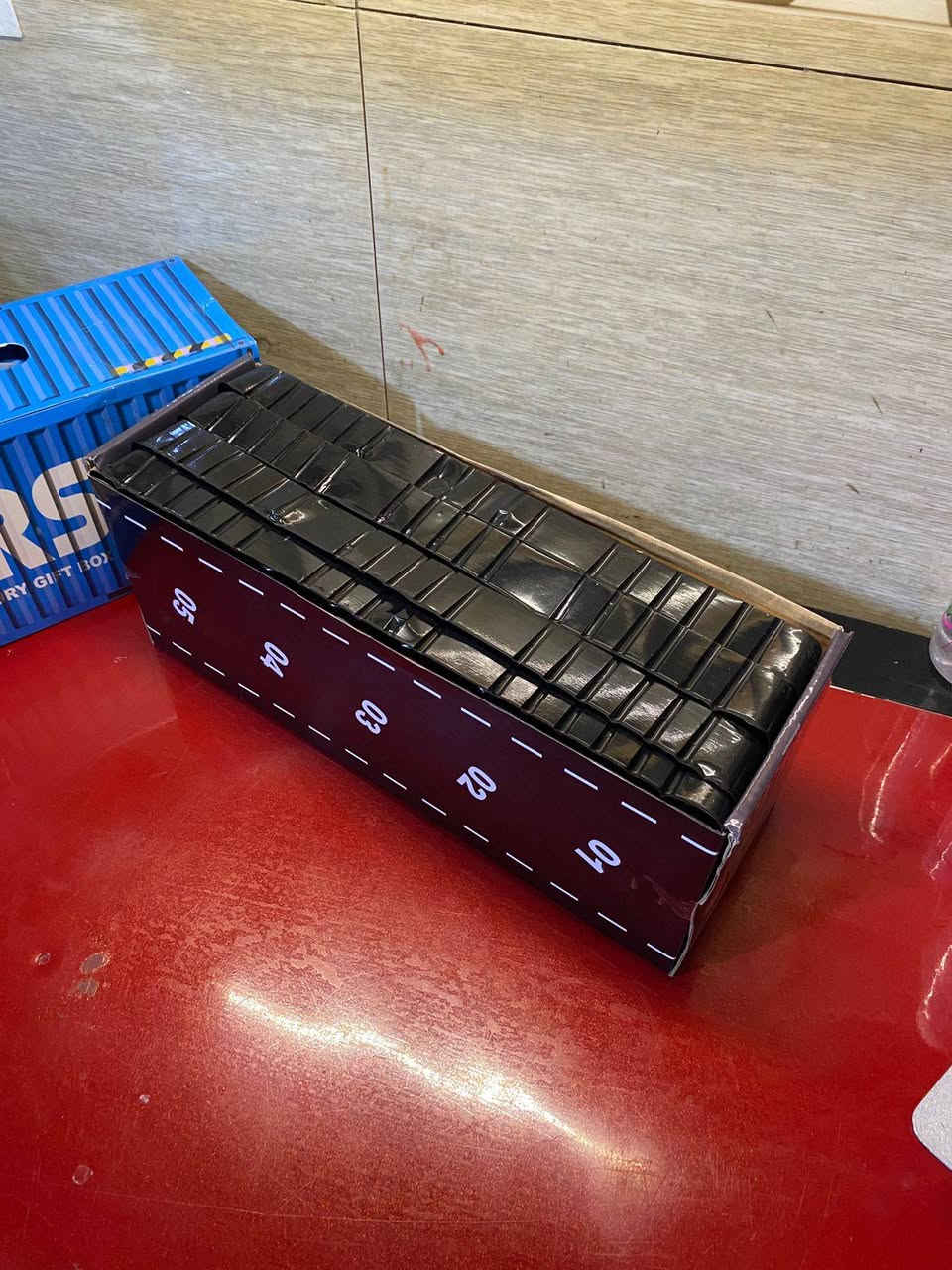 العدد ٤٨ بلاستك السعر ١٥


**إذا كنت صاحب هذا الإعلان وتريد حذفه لأي سبب، رجاءا أرسل رسالة إلى الدعم الفني**