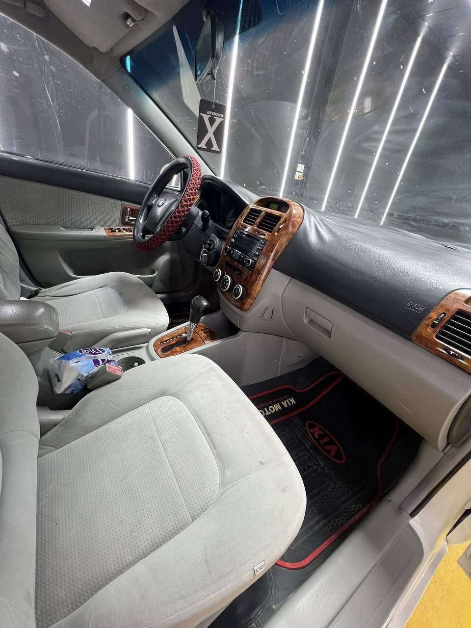 السلام عليكم
سبكترا 2007 رقم بابل مشروع وطني باسمي 2028
كير ومحرك كفاله عامه محرك2000
صدر خلفي امامي جديد 
تبريد تدفئه فول 
سياره ماشيه 135m 
بيها تبديل جاملغ وبنيد فقط بدون دواخل وهلالات جاملغات خلفيه صبغ ع كد 4اصابع سياره ترايها مال زيرو مابيه كل نقص 
مكان السياره واسط الصويره 
سعر السياره 83$وبيها مجال حق جيه فقط 
للستفسار ***********
