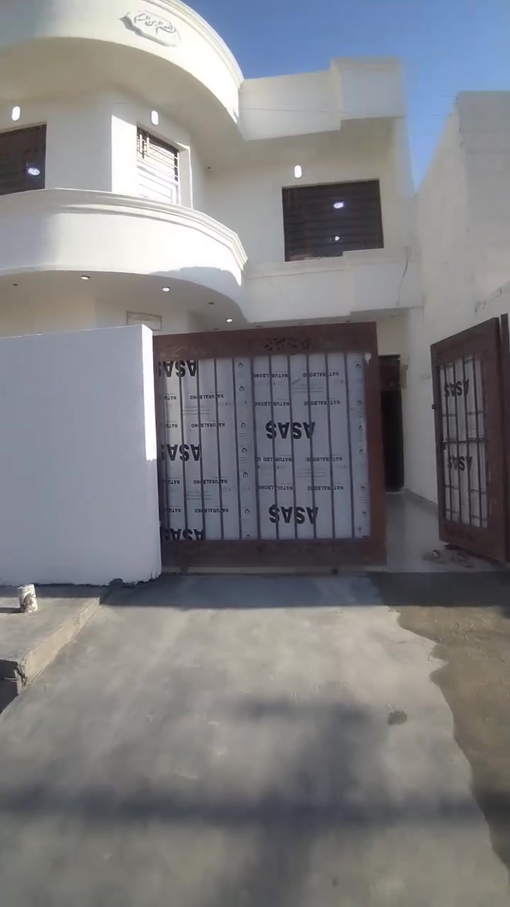 بيت للبيع حي مثنى الخلف الخضراء ١٧٥ متر قاطين
تحويل بسمك صدامي متكون ٤ غرف نوم كبار
وباقي التفاصيل السعر عل خاص
الاستفسار ***********
