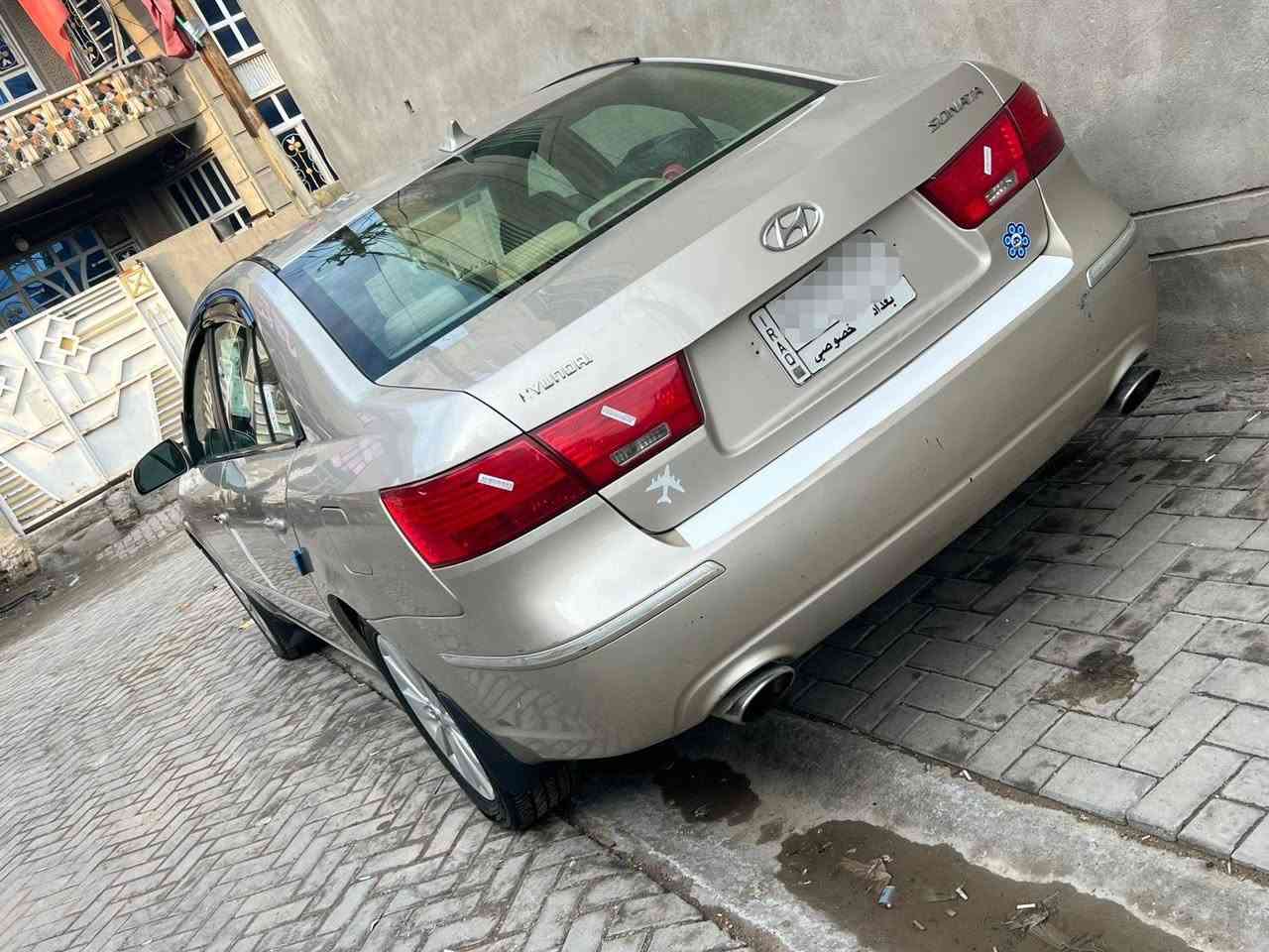 السلام عليكم سوناتا موديل 2009 رقم بغداد محرك سته سلندر فول مواصفات واحد على واحد كفاله عامه بدون حادث كلين تايتل محرك كير جدد تبريد ثلج تخم تاير جديد صدر ادامه جديده سياره جديده وجاهزه من كلشي وبل عافيه عل ياخذه شراي يتصل على رقم ***********
