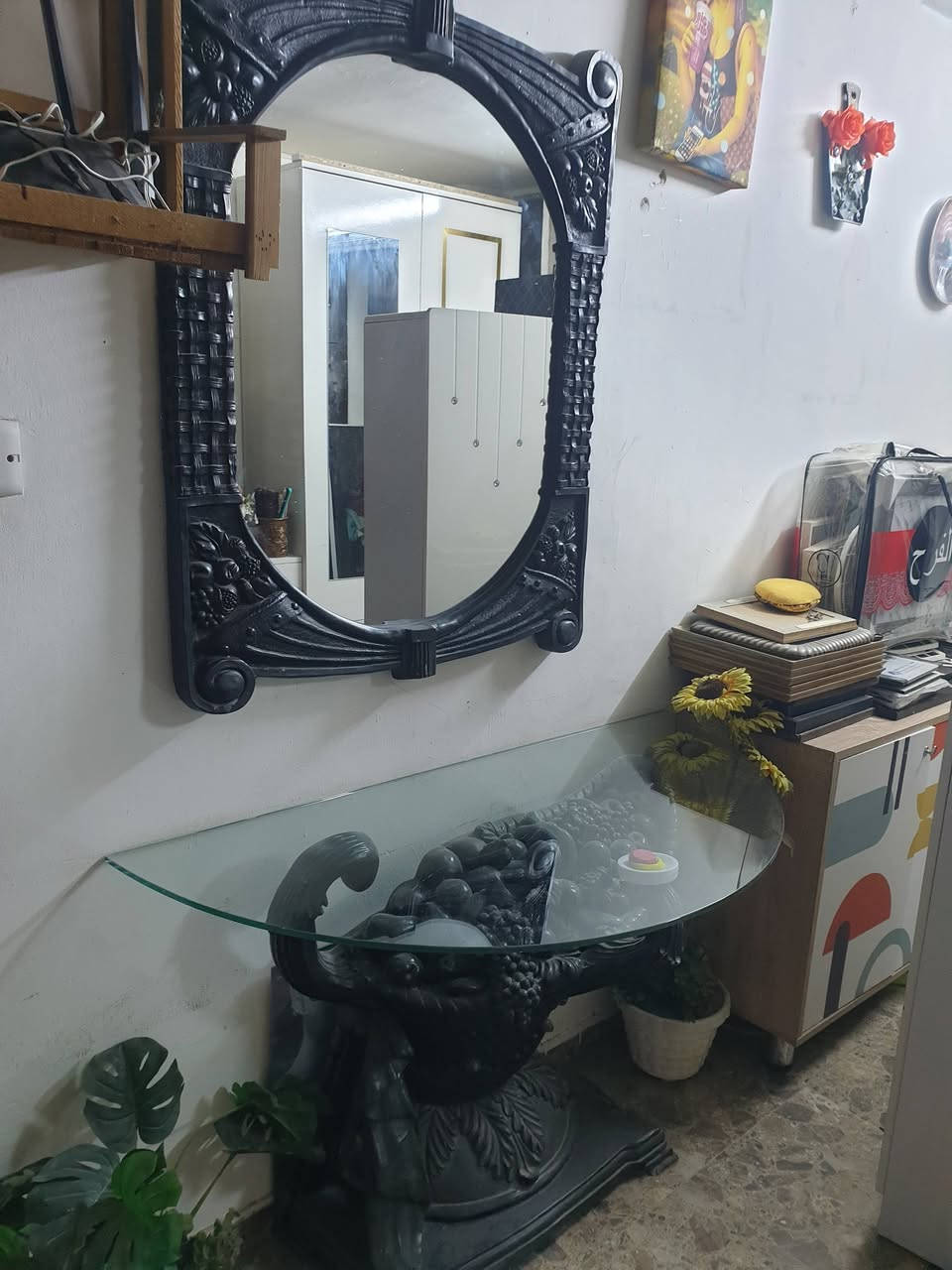 السلام عليكم غراض للبيت كنتور و مدخل
المكان بغداد زيونه
***********
