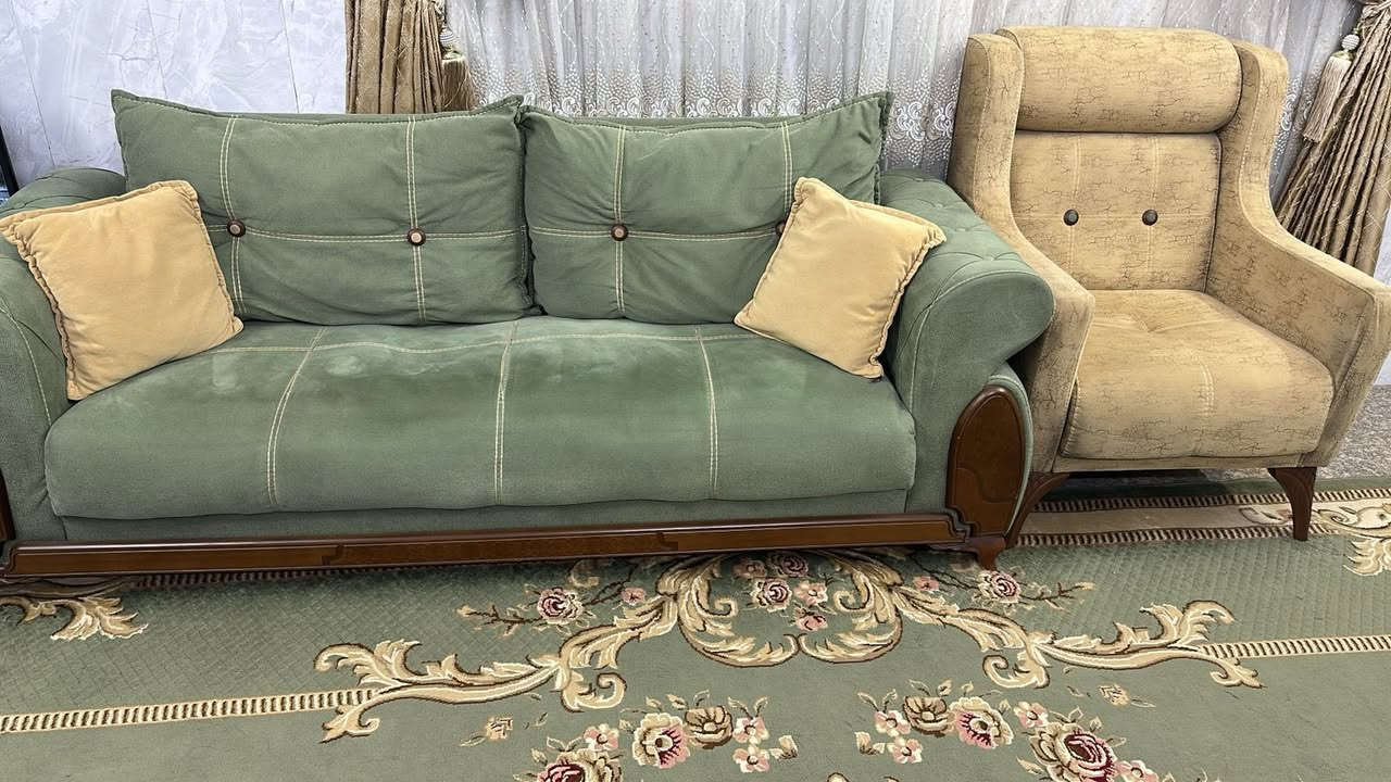 مساء الخير
التخم و الزولية 
والبردات عدد ثنين  
كلهن للبيع للبيع ب 850 الف 
مستعجل جداً للبيع
للاستفسار ***********
