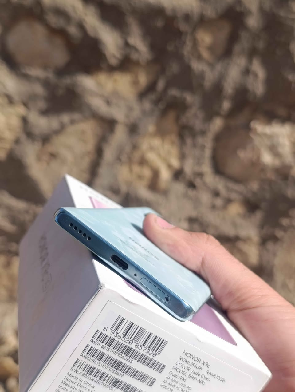 يارزاق
 متاح هونر X9C
ذاكرة 256/12
نظافة 100%

 السعر  295
 *********** 
***********
 مكاني طويريج يتوفر توصيل بابل كربلاء الهندية, كربلاء
