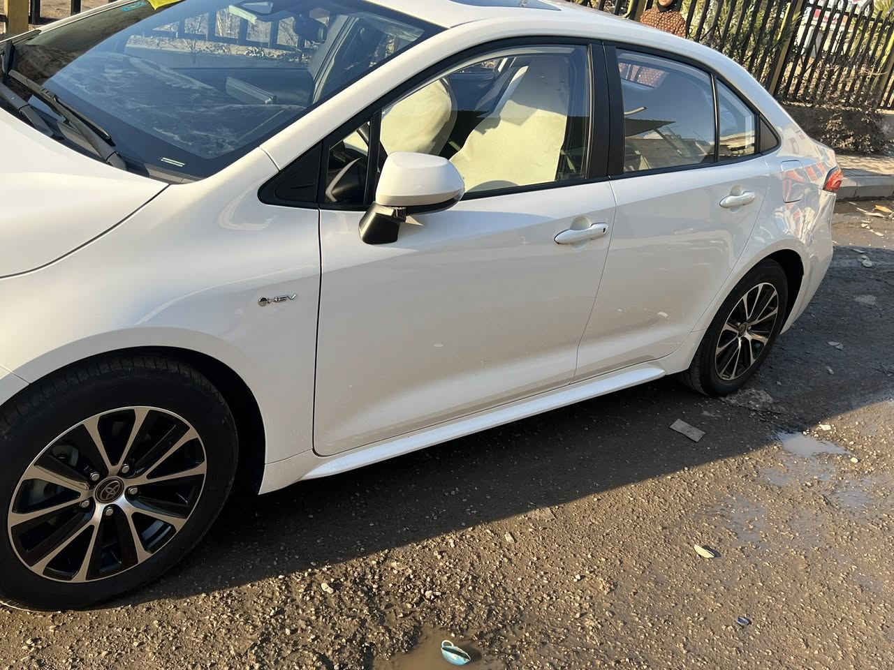 كورلا هايبرد موديل 2025 مكفوله كفاله عامه
ماشيه 700 الف 
السعر 160
***********
