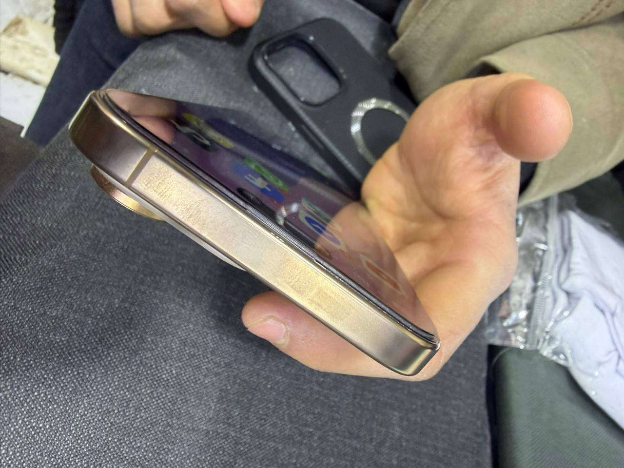 سلام عليكم من رخصه الادمن
iphone 16 Pro Maks 

جديد نضافه 100٪ 

بطاريه 100 حقيقي 

ذاكرة256 
شرق اوسط 
شريحه وحده 

جهاز جديد الا داخل صيانه والا مفتوح 

والا مبدل بس اي شيء 

مثل ما موضح ب صور

كامل الملحقات 

السعر مليون 550 وبي مجال  

مكاني  الانجف الاشرف 

الاستفسار خاص او وات ساب 

متواجد ***********
