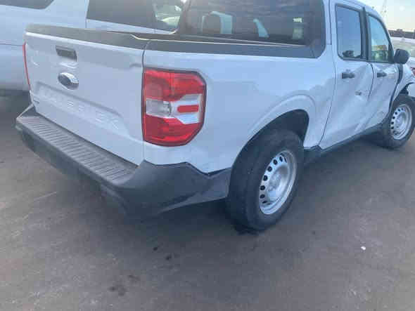 السلام عليكم 
للبيع فقط 
فورد مافرك هايبرد موديل 2024 XLT ماشيه 16 الف ابيع على وضعها يوم 22/12/2025 توصل ام قصر 
ابيع مطروح ام قصر 110 ورقة 
تدخل باسم المشتري أتعهد بوصوله السيارة إلى بغداد 
***********
