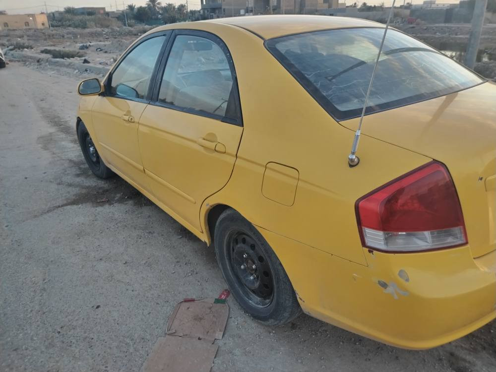 سبكترا 2008 حادثهه طرف الجاملغ الامامي الايمن سعر 68 رقم نجف سنوية ل 27
جاهزة محرك وگير وحدادية وكهربائيات مكان السماوة *********** أبو علاء
