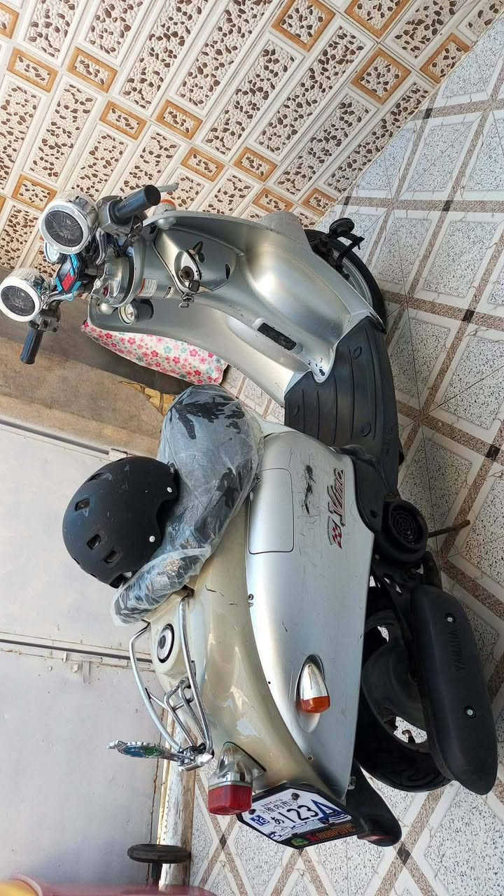 السلام عليكم دراجه كلاسك للبيع شلعه ومعدل كهربائيات كلهه شغاله اشاير دشبول بك لايت هورنات اصليه دگتهن ناعمه امبيثري ابو الشاشه سماعات اصليه السعر 350 وبيهه مجال مكان ديوانيه ***********
