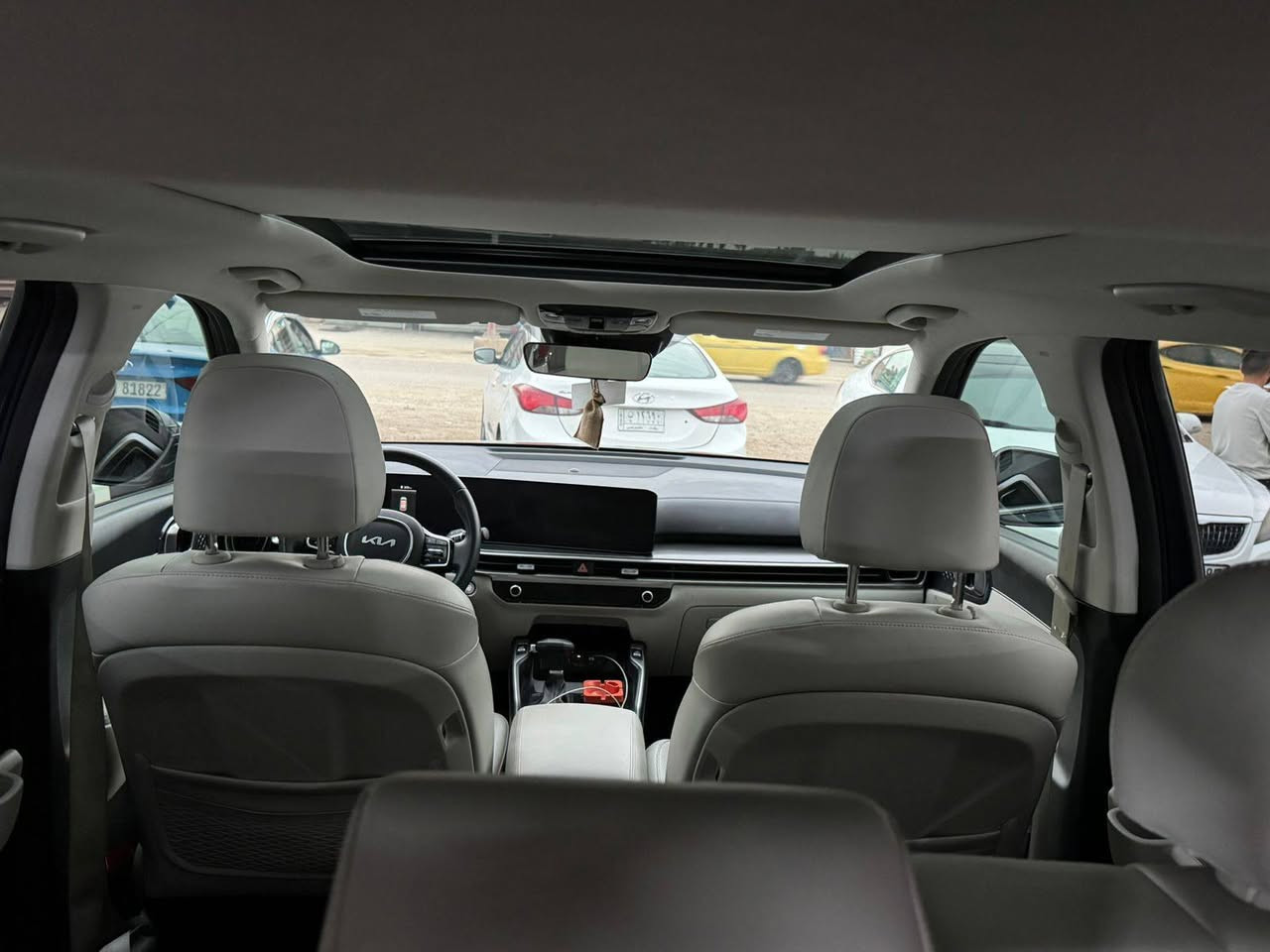 سورينتو 2025
وارد امريكي حادث موضح بالصور 
محرك 2400
فئة S
بانوراما 
رقم فحص مؤقت 
ماشي 16000
السعر 250 ورقه  
وبي مجال بسيط
للاستفسار مراسلة الصفحه


**إذا كنت صاحب هذا الإعلان وتريد حذفه لأي سبب، رجاءا أرسل رسالة إلى الدعم الفني**