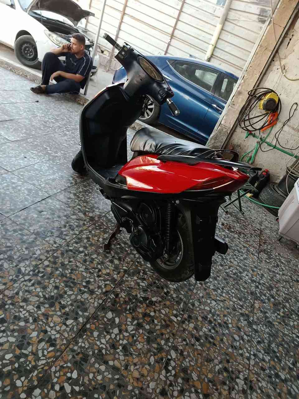 السلام عليكم من رخصت الأدمن المحترم دراجه ماكس ثعلب 🦊 الدراجه جاهز ه سعرها 300 وهاذ رقمي ***********
