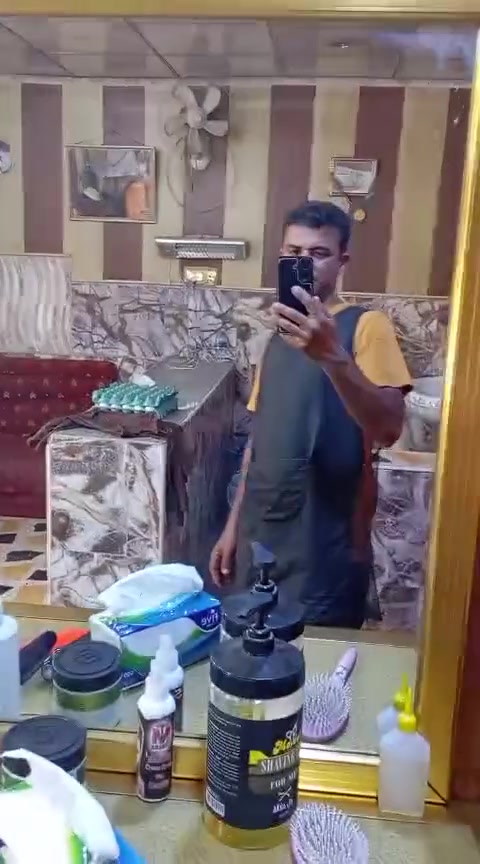سلام عليكم خوان كرسي حلاقه نضيف جدا  شرط الفحص سعره 75 + المولده تشحب خمسه امبير سعرها75  مكاني بصره ابو لخصيب ***********
