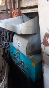 ثرامه صينيه 50x50 مستعمله 10 ايام سعر 22$ وبيهه مجال قليل رقم 07775654...