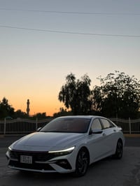 للبيع | هيونداي إلنترا 2024 🚘  * 📅 الموديل: 2024 * 📍 الممشى: 28 ألف كم...
