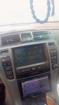 تويوتا كراون • شاشتين • سوق الشيوخ