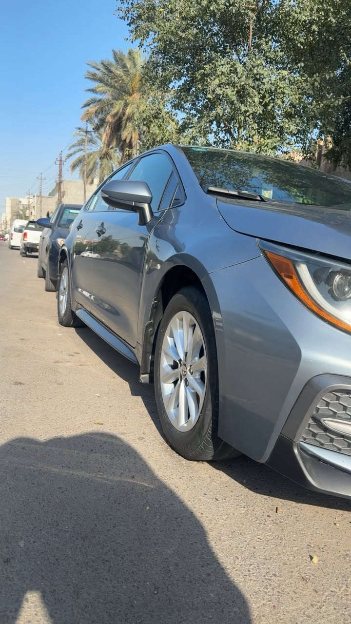 السلام عليكم كورلا موديل 2022. SE بيه قطعتين صبغ السعر 140 وبيه مجال بسيط مكان السياره السيدية 
***********
