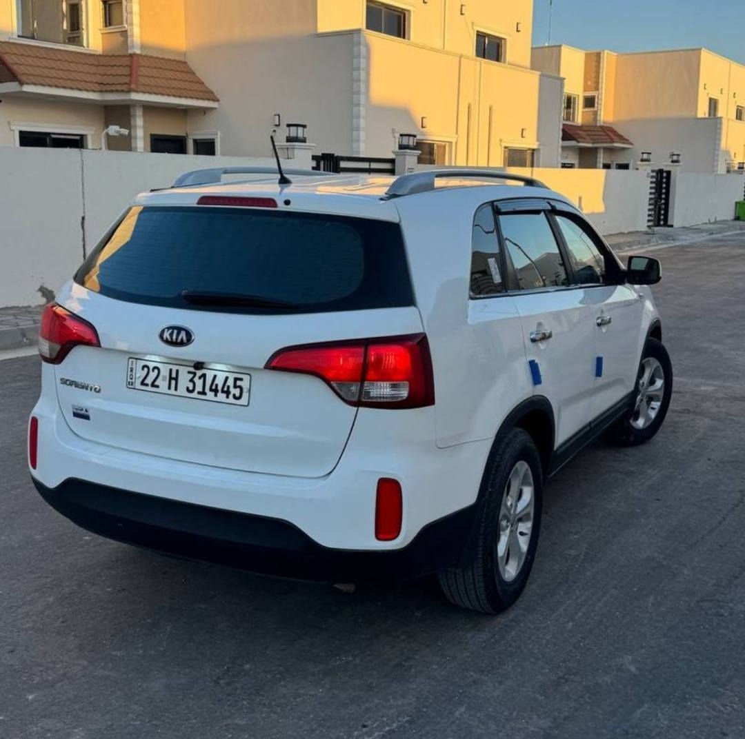 السلام عليكم
سورنتو 2014 وارد خليجي  رقم اربيل الدولي باسمي وكتله أو تحويل هزه سنويه كله جديد سياره بيه رشات صبغ بدون دواخل شاصي لغد مكفولات مكفوله من التجيه أو الكلبه رشات صبغ فقط مكينه 2400 دوش مكينه جديده و مكفوله بدون تنقيص بدون تبخير مكينه كير ع فحص سياره شاشه كامرا دواره وضعيات قياده مانع انزلاق تحكمات استيرن جهتين دواخل لونين يبجي واسود دواخل مدوشمه تبريد ثلج صدر تايرات جدد سياره جديده 
السعر 130 وبيه مجال مكاني ديوانية 
***********
