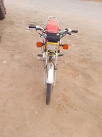 دراجه تايكر وراق سكنر للبيع موديل 26 برغيي مامفتوح بيها بيع مستعجل 078...