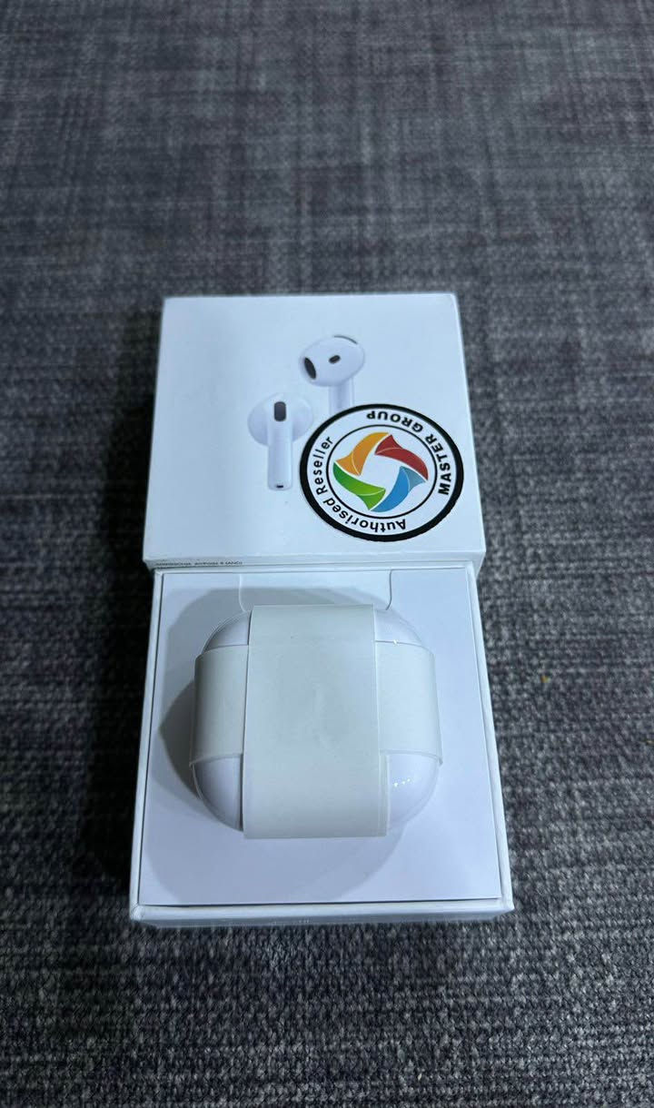 ايربود ابل anc) 4) ام العزل شحن تايب سي قطعه صارله اسبوعين وشرط اصليه
وضمان مدى الحياه اذا مو اصلي يرجع ونطيك ضعف فلوسه السعر 180و مجال قليل 
*********** Singapore
