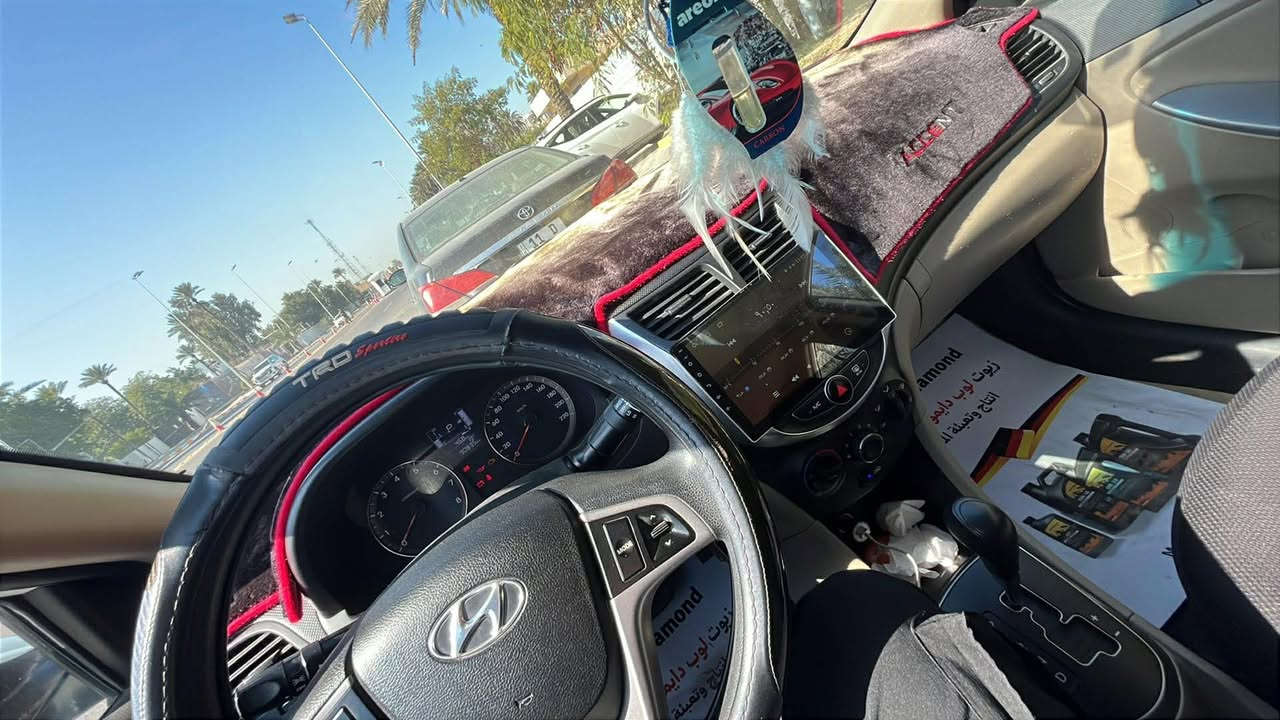 أكسنت موديل 2016 🔥( خليجي) 
4 دسك 
محرك مكفول ١٦٠٠ دوش دبل قطرة المرغوب
كير اي تي  
فتحة سقف 
اشاير بالمري  
تحكم ستيرن
تخم تاير جديد ويل العادي المرغوب  
تبريد ثلج ❄️شرط الكفاله 
دسكات جدد امامي خلفي حداديه جديده 
شاشه اصليه كورية وكامره  
دواخل نضيفة جدا + دوشمة 
عبوة فيت بم جديدة السيارة مسويلها سيرفس وادامة بالكامل فلاتر كلها جدد 
تدفئه 
اشاير لد خلفيه 
رقم انكليزي الحديث 
السيارة بيها ٣ قطع صبغ اثر طخات خفيفه بدون لغود وشاصي السيارة مال بنية وكلشي واضح بالتصوير وبيها سونار وبأسمها 
انطيك محرك وكير مكفول لاتنقيص ولاتبخير ولامفتوحات بيهن برغي 
سنوية تنتهي بال ٢٠٢٨  
مكانها بغداد حي العامل 
السعر ١٠٤ 
رقم الهاتف *********** 
عداد المسافة ٩٠ الف كيلو متر
