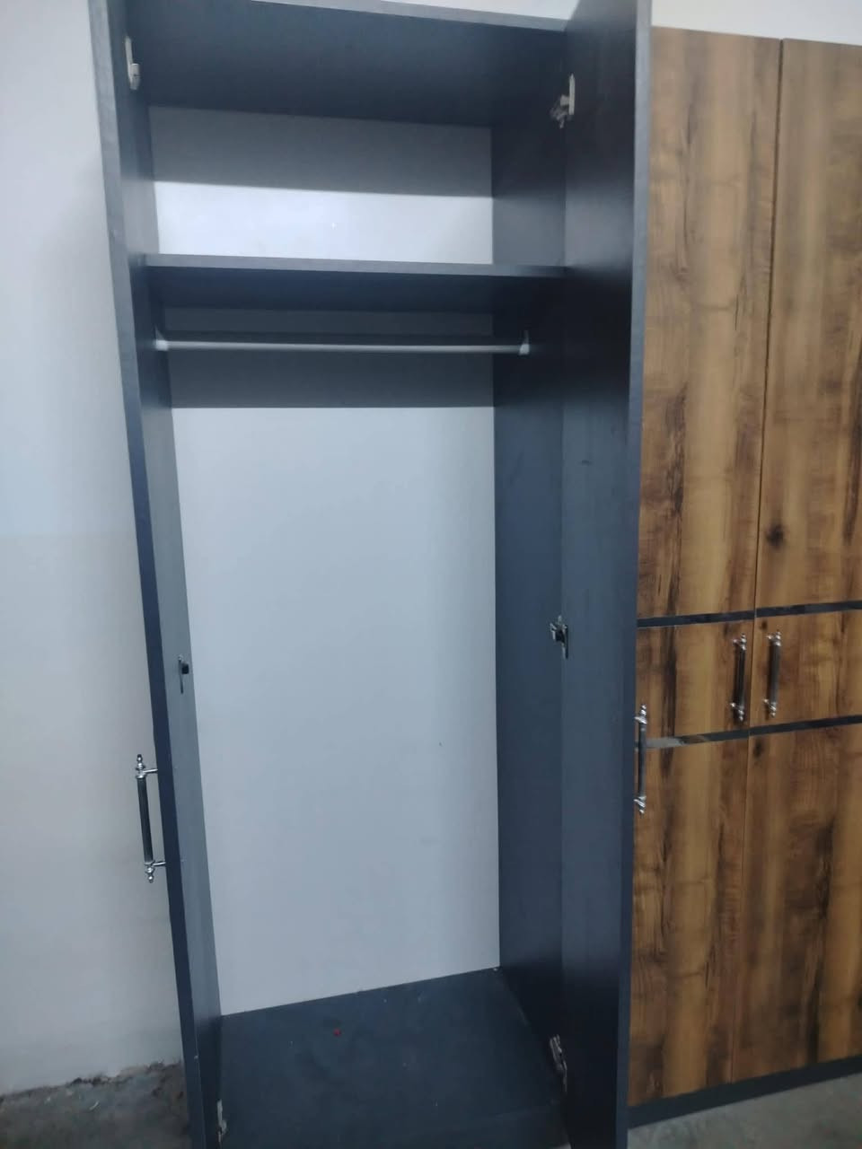 غرفة نوم بيبان لوك 400 للاستفسار أكثر راسل خاص


**إذا كنت صاحب هذا الإعلان وتريد حذفه لأي سبب، رجاءا أرسل رسالة إلى الدعم الفني**