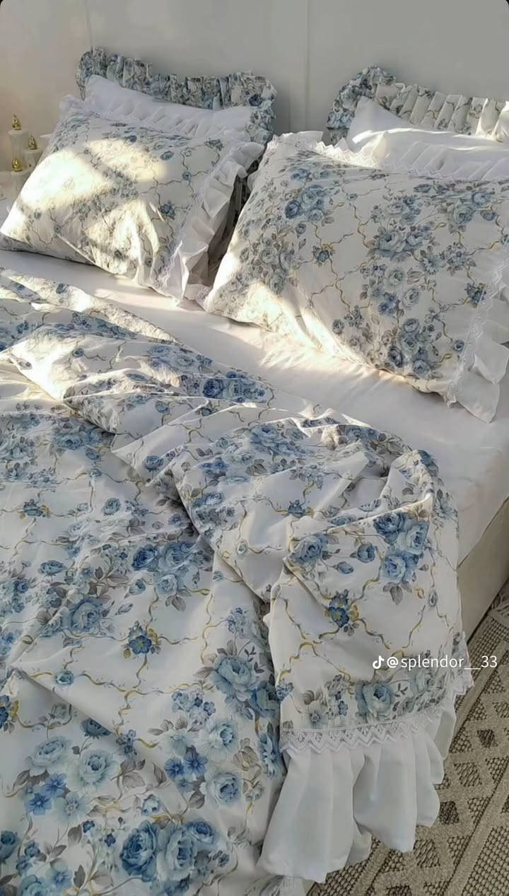 أقمشة كلاسيك أنيقة تجمع الراحة والفخامة 
اختيار مثالي لغرفة نوم بذوق راقٍ وجودة تدوم 🤍🍓🎀

*موديلات 2026 صيفية جديده 
اللحجز ولاستفسار خاص 📞📞📞📞📞
توصيل لجميع المحافظات 🚛🚛🚛🚛
يوجد كادر خياطه يلبي جميع طلباتكم وجميع الدزينات 🌹🍀
اختاري والباقي علينه 🌼❤
إشارة الأصدقاء


**إذا كنت صاحب هذا الإعلان وتريد حذفه لأي سبب، رجاءا أرسل رسالة إلى الدعم الفني**