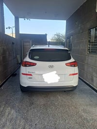 توسان للبيع موديل 2020 عداد المسافه 64 الف كفاله عامه رقم اربيل سنويه ...