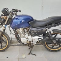 سي بي ٤٠٠ • محرك ١٥٠ • ديسك خلفي جديد