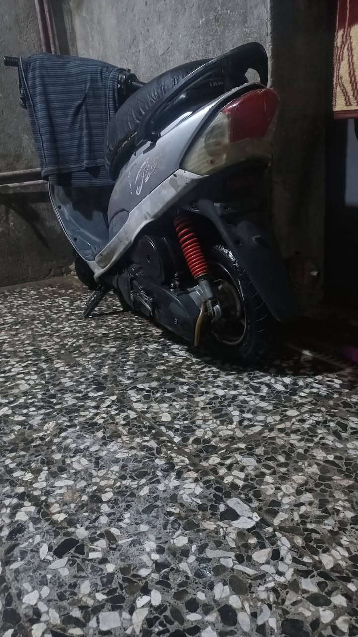 السلام عليكم ماكس منغولي للبيع مفتوح الكور بكان بغداد الامين الثانيه سعر 300وبيها مجال قليل 
***********
