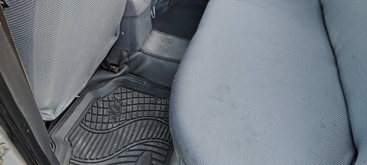 سلا عليكم افانتي 2008  أدوات سياره كير عادي كير محرك شرط صدر جديد تخم تأير جديد تبريد شغال كهرباياتها كلها شغاله سياره جاهزه ماتصرف عليها كلشي السعر 37$ بيها مجال لاستفسار ***********
