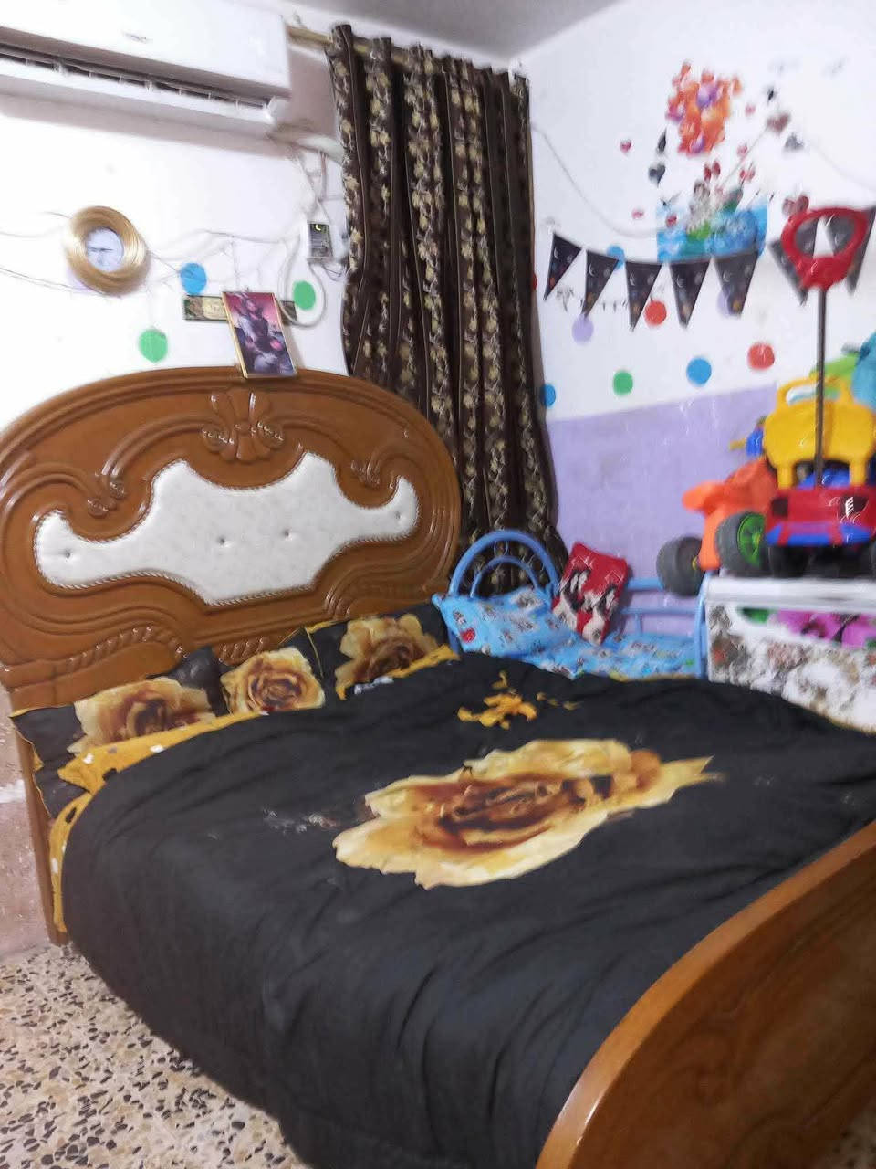 بسم الله الرحمن الرحيم
بيت🏠 للبيع المساحه 50 متر طابقين

حي النداء شارع جامعه الكفيل

      📌خلف اسواق ابن عنوز

#يبعد عن الشارع العام 10 بيوت فقط

السعر بلاش 42 مع المجال بحاجه الى ترميم بسيط

يحتوي على غرف عدد 3 
      صاله فوك + صاله جوه
مطبخ عدد 2 وحمامات فوك وجوه

بيع مستعجل بسعر مناسب جدا

للاستفسار ***********
