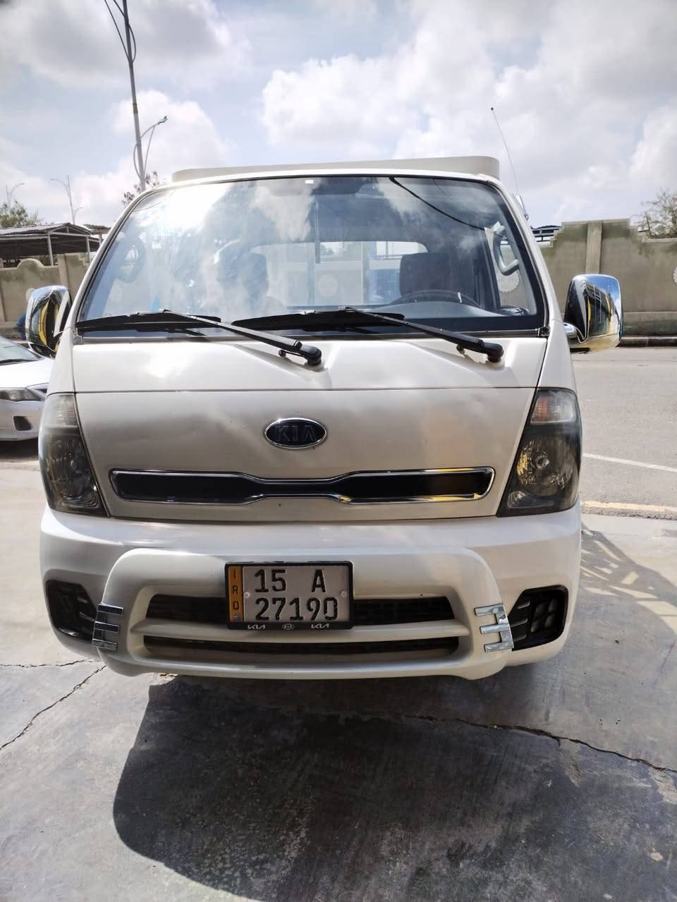 سلام عليكم من رخصت لادمن
للبيع كيا موديل 2013 رقم انبار جديد
شاصي مكفول كير محرك اكسل كلها كفاله تبريد ثلج
تخم تاير سنويه لل2029
بيها مكانات صبغ بدون ضربه سياره كامله وجاهزه للشغل
محجل سستمم 
السعر ب110 وبيها مجال سياره احلا من صور 
للستفسار 
***********
***********
