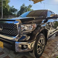 للبيع تيوتا تاندرا 2021 مواصفات SR5 السياره بحالة الوكاله ماشيه 18 الف...