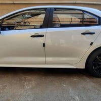 للبيع كورلا بلاك ادشن s هايبرد 2025   اللون : ابيض صدفي   ماشيه : 16 ا...