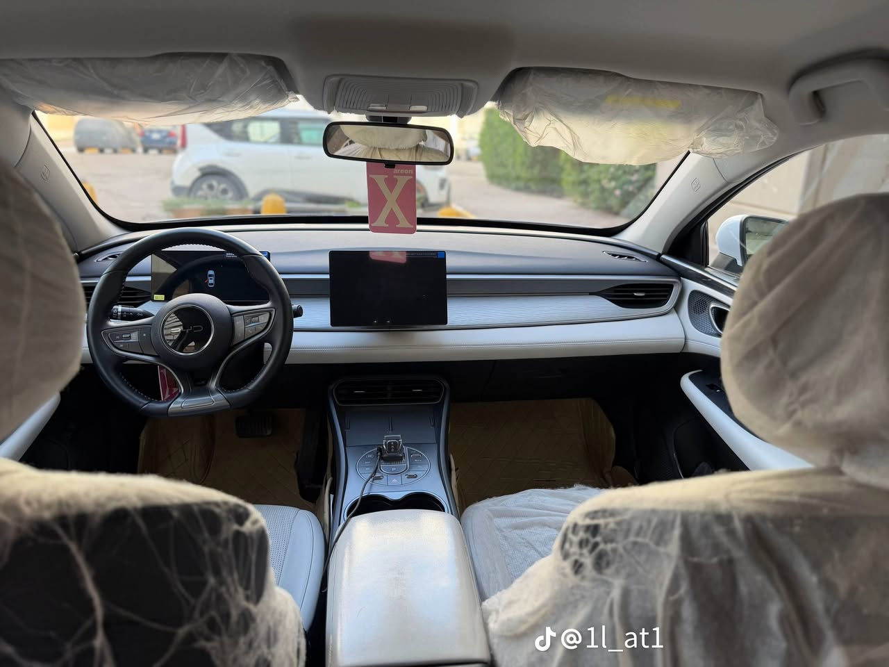 للبيع BYD Seal 5 DM-i موديل 2025
السيارة زيرو وحالتها وكالة محرك 1.5 هجين (بنزين + كهرباء)، اقتصادية جداً بالوقود ومواصفات حديثة.

موديل: 2025

نوع الوقود: هجين (بنزين + كهرباء)

الحالة: زيرو

اللون: كما موضح بالصور

السيارة نظيفة جداً وخالية من الملاحظات

السعر: 128 ورقة قابل للتفاوض 

مكانها: السماوة


**إذا كنت صاحب هذا الإعلان وتريد حذفه لأي سبب، رجاءا أرسل رسالة إلى الدعم الفني**