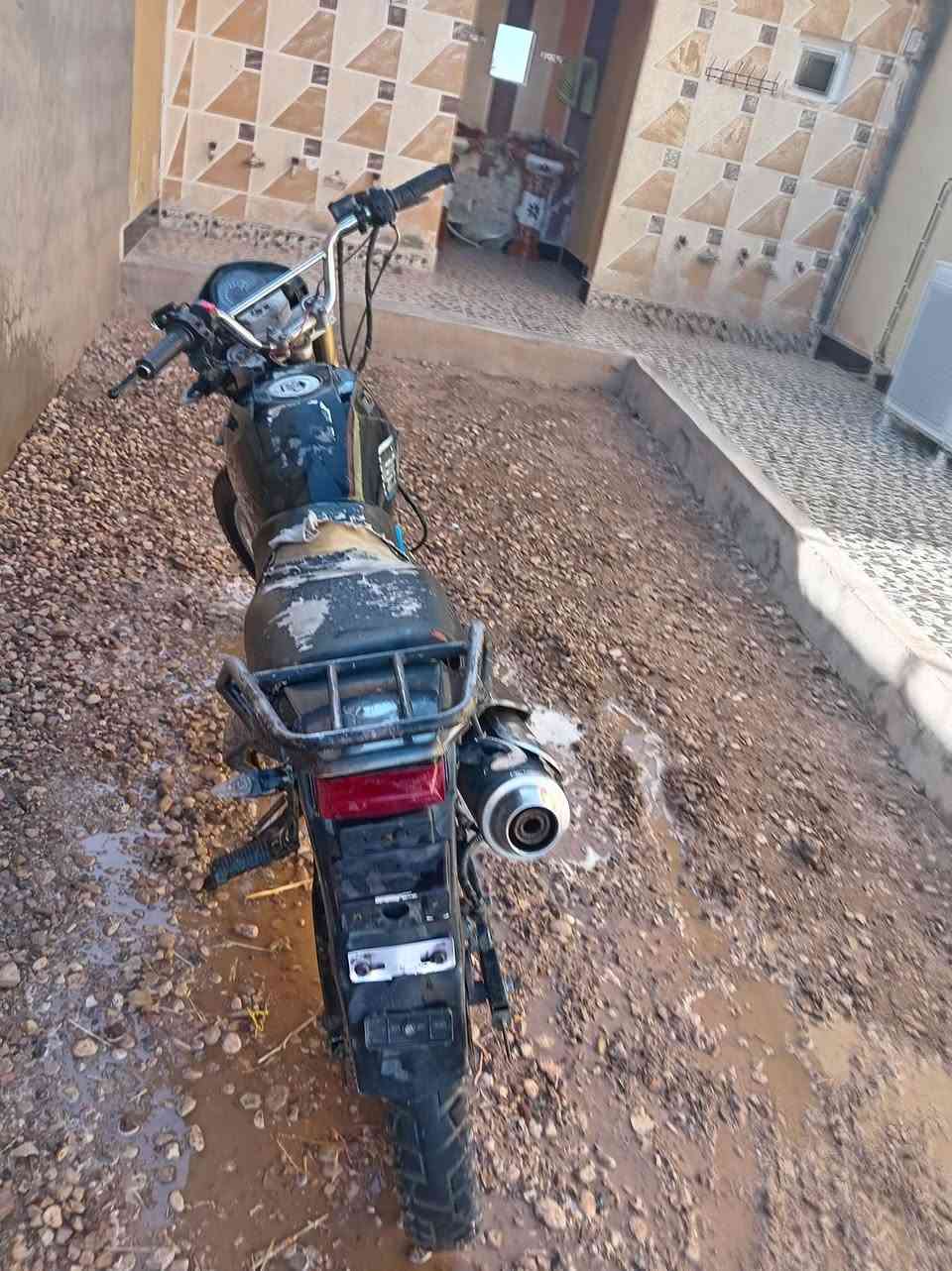 سلام عليكم دراجه قفاز البيع مديل 2018 *********** مكاني ديالى بلدروز او مروس شرط ترقيم
