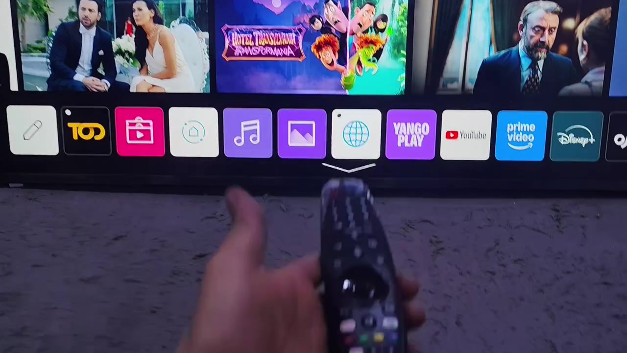 سلام عليكم شاشه حجم 65
نوع LG اصلي
نضامه ويبوس نضام الجي اصلي
ستلايت داخلي منه وبيه 
ريمونتات ناطق ماوس
من شركه خوشناو
الشاشه 4K حقيقي
بدقه 2160 دقه عليه
معه برنامج تود
الشاشه عنيه عن التعريف
جديده لوك بلجيس
معه كرت ضمان
سعره 725 الف
مكاني بغداد مدينه الصدر
*********** هاتف واتساب
