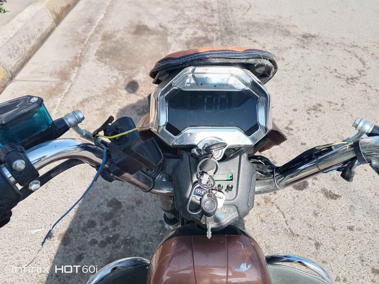 السلام عليكم موتور شحن هارلي موديل 23 نظيف ما بي نقص بطاريات يقرن عشره مكان فلوجه المراوس حسب القناعه واتساب موجود ***********////***********
