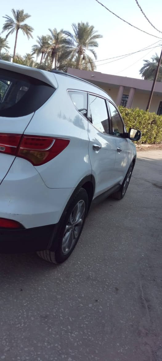 السلام عليكم  سنتافي 2013 خليجي لون ابيض فول
6سلندر
7راكب
دفع رباعي
سعر 175
غير متواجد عله فيسبوك 
رقم ‏‪0780 359 6167‬‏
