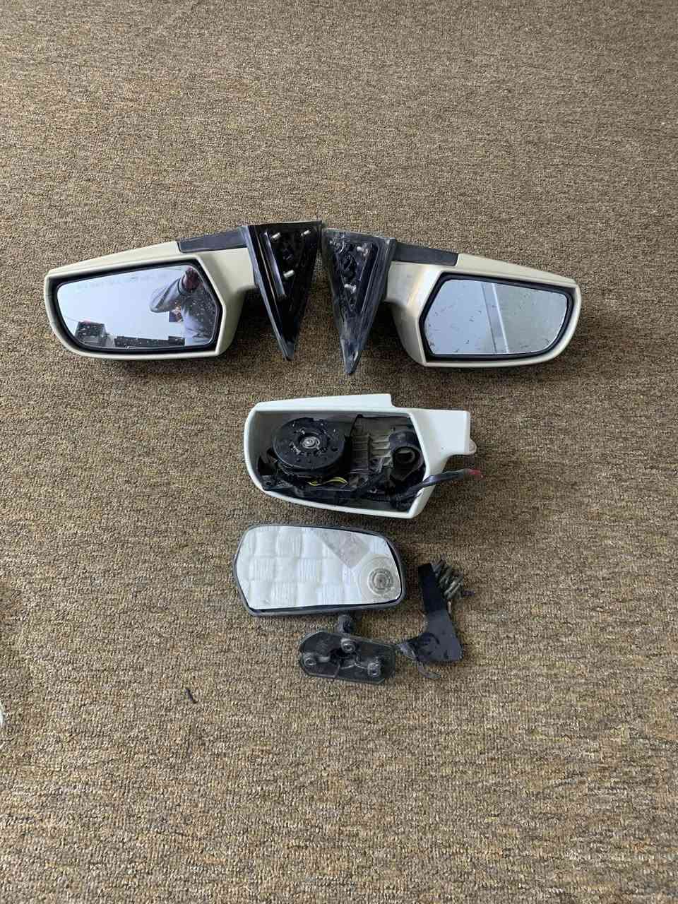 سلام  عليكم  مري  اوبتما   7  /  8    زوج لون  ذهبي  والثالثه بيضه  فصختها  وما  ا  اعرف  اجمعها    الي  يحتاج  الف هلا    بي  اخذهن بلي  يرضى  الله علما  ماطورات  شغاالات


**إذا كنت صاحب هذا الإعلان وتريد حذفه لأي سبب، رجاءا أرسل رسالة إلى الدعم الفني**